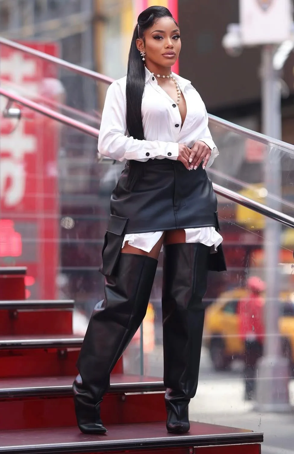 Silk and Leather thumbnail 5